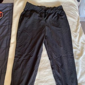 REI hiking pants size L
